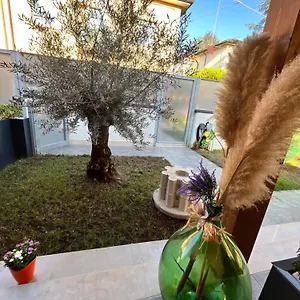 La Casa Di Ale Bed and breakfast