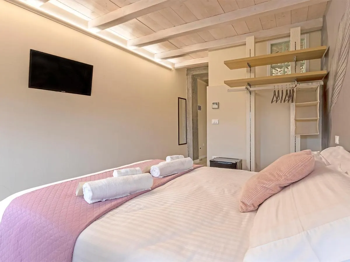 Evaluna Homevacation Verona Bed & Breakfast
