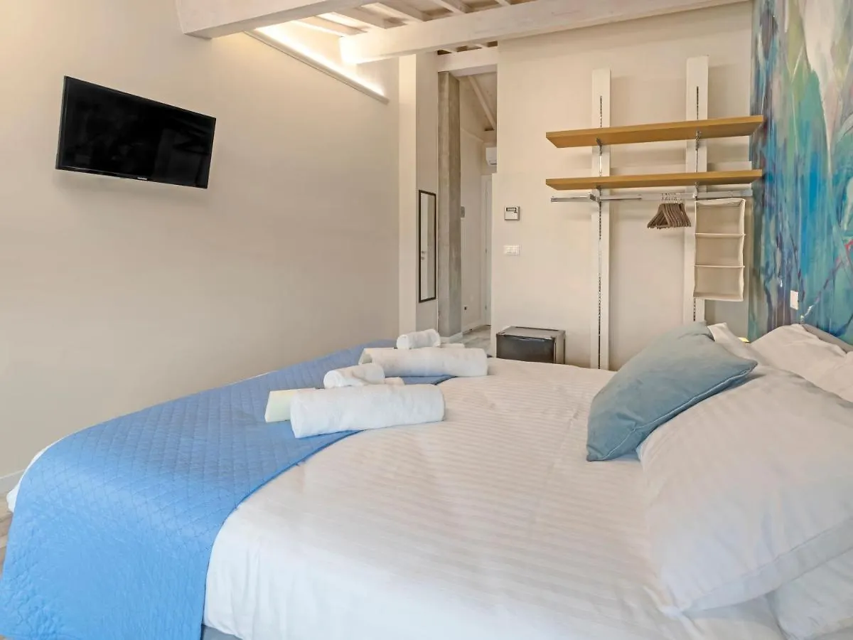 Evaluna Homevacation Verona Bed & Breakfast